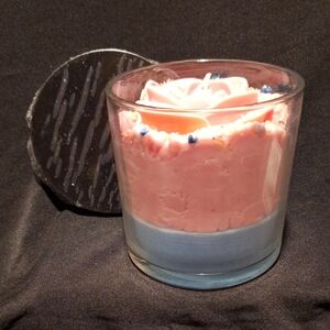 Pink and Blue Soy Candle (Pink Salt And Water Lily Scent)
